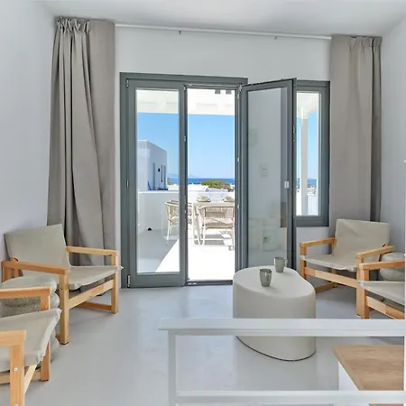 Iliada - Paros Escape * Alikí
