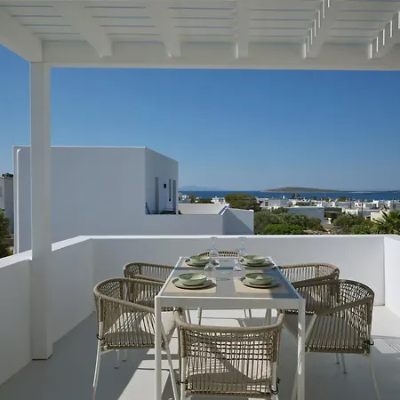 Iliada - Paros Escape